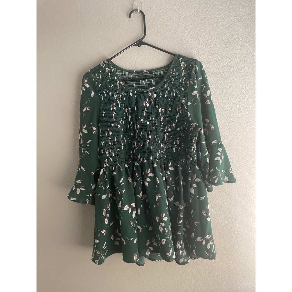 BloomChic Womens Dark Green Smocked Peplum Top 3/4 Bell Sleeves Workwear 16 - Picture 2 of 4